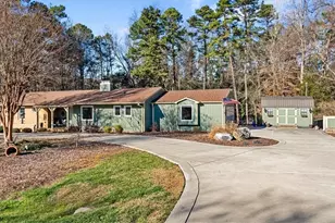 4505 Indian Wells Dr, Greensboro, NC 27406 - Photo 1