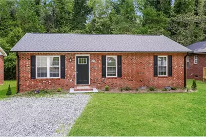 821 Dogwood Circle, High Point, NC 27260 - Photo 1