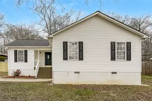 1 Savannah Ln, Thomasville, NC 27360 - Photo 1