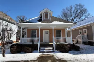 815 Green Oaks St, Greensboro, NC 27401 - Photo 1