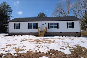 2135 Meadow Ridge Rd, Burlington, NC 27217 - Photo 1