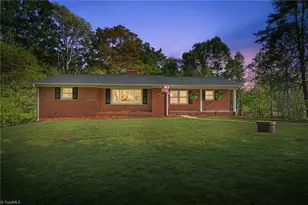 5920 Loop Rd, Clemmons, NC 27012 - Photo 1