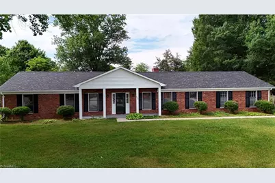 140 Hidden Hills Drive, Kernersville, NC 27284 - Photo 1