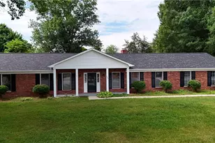 140 Hidden Hills Dr, Kernersville, NC 27284 - Photo 1