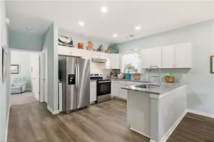 719 Meadowgreen Village Dr, Eden, NC 27288 - Photo 1