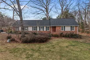 404 Hassellwood Dr, Jamestown, NC 27282 - Photo 1