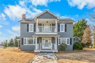 321 W Main St, East Bend, NC 27018 - Photo 1