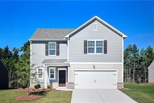 912 Riverbank Dr, Kernersville, NC 27284 - Photo 1