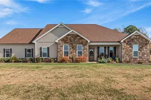 149 Deerwood Dr, Lexington, NC 27295 - Photo 1