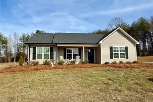 237 Kenlon Ct, Madison, NC 27025 - Photo 1