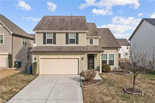 421 Fairway Dr, Mebane, NC 27302 - Photo 1