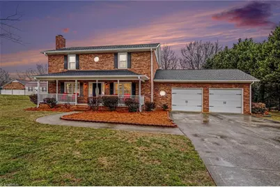 190 Scottsdale Lane, Clemmons, NC 27012 - Photo 1