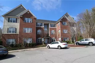 6901 Hanesbrook Cir, Clemmons, NC 27012 - Photo 1