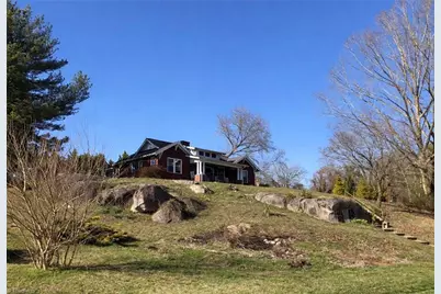 549 E Pine Street, Mount Airy, NC 27030 - Photo 1