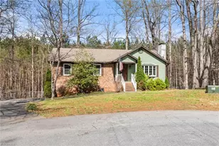 6005 Hunters Ridge Ct, Lexington, NC 27295 - Photo 1