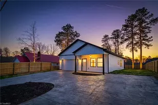 5242 Shattalon Dr, Winston-Salem, NC 27106 - Photo 1