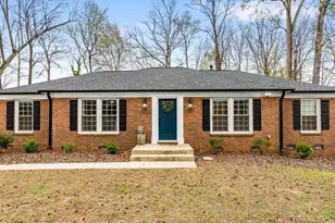 1 Bent Oak Ct, Greensboro, NC 27455 - Photo 1