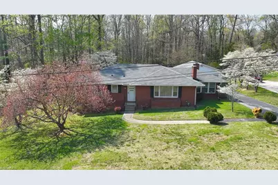 117 Hillcrest Road, Thomasville, NC 27360 - Photo 1