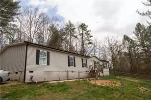 4106 Congo Rd, Wilkesboro, NC 28697 - Photo 1