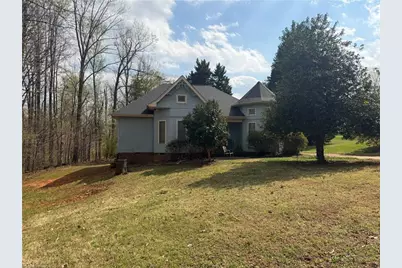 140 White Oak Circle, Reidsville, NC 27320 - Photo 1