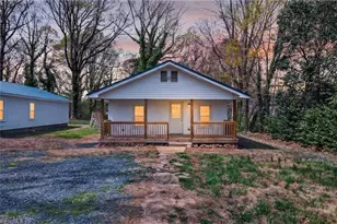 527 Booker T Washington Ave, Asheboro, NC 27203 - Photo 1
