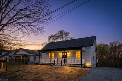 1132 W Green Street, Thomasville, NC 27360 - Photo 1