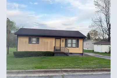 124 S Byrd Street, Eden, NC 27288 - Photo 1