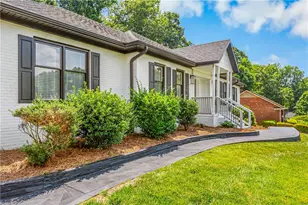 245 Heathcliff Pl, Winston-Salem, NC 27104 - Photo 1