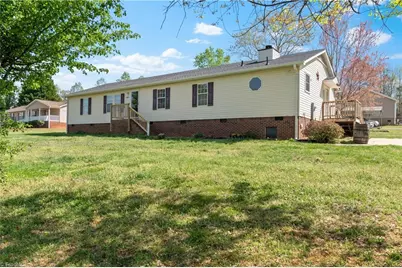 5805 Marshallgate Drive, Winston-Salem, NC 27105 - Photo 1