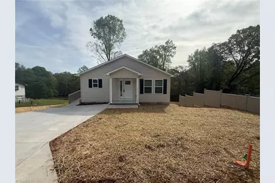 909 Eleanor Drive, Lexington, NC 27295 - Photo 1