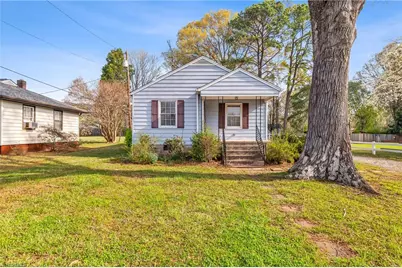 900 W Monroe Street, Mayodan, NC 27027 - Photo 1