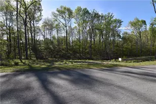 107 Fox Trace Ct, Thomasville, NC 27360 - Photo 1