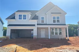 4550 Hanes Lk Dr, Winston-Salem, NC 27106 - Photo 1