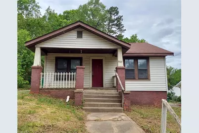 927 E Dayton Avenue, High Point, NC 27262 - Photo 1