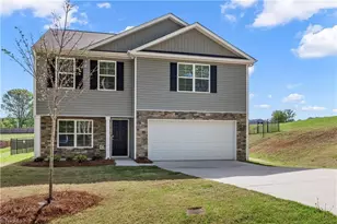 1338 Hickory Point Dr, Lexington, NC 27292 - Photo 1