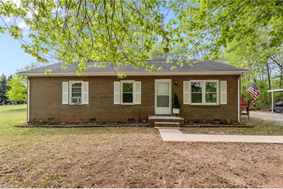 6924 Nc Highway 135, Mayodan, NC 27027 - Photo 1
