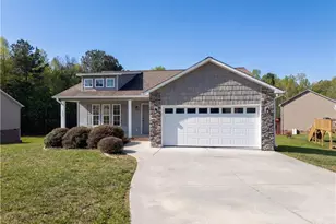 224 Santa Fe Cir, Thomasville, NC 27360 - Photo 1