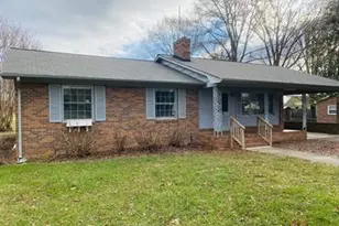 108 Wilson St, Yadkinville, NC 27055 - Photo 1