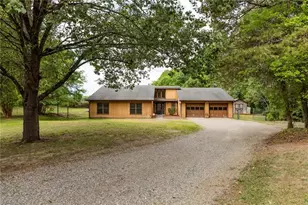 2234 Venus Rd, Kernersville, NC 27284 - Photo 1