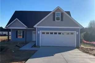 1010 Fairfield Dr, Yadkinville, NC 27055 - Photo 1