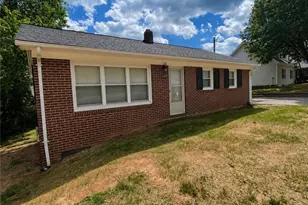 443 Pads Rd, Wilkesboro, NC 28697 - Photo 1