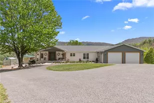 552 Dirt Nose Dr, Sparta, NC 28675 - Photo 1