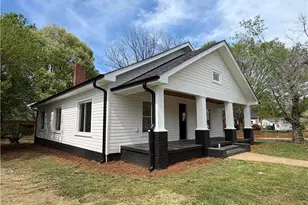 810 N Anthony St, Burlington, NC 27217 - Photo 1