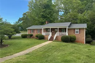 156 Greenwood Ave, Elkin, NC 28621 - Photo 1