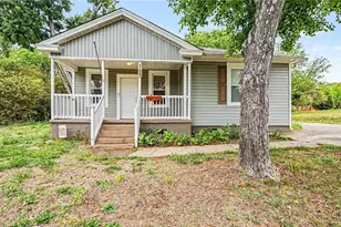 769 Circle Dr, Eden, NC 27288 - Photo 1