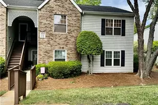 4010 Whirlaway Ct, Clemmons, NC 27012 - Photo 1