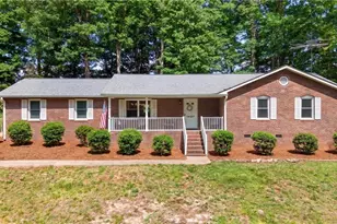 1437 Plantation Cir, Asheboro, NC 27205 - Photo 1