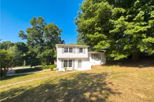 801 Daleview Ct, Greensboro, NC 27406 - Photo 1