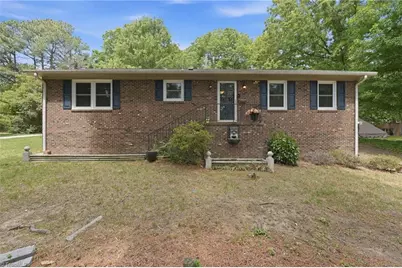 2007 Sunnybrook Drive, Burlington, NC 27215 - Photo 1