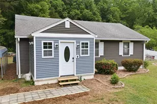 135 Pasadena Dr, Winston-Salem, NC 27127 - Photo 1